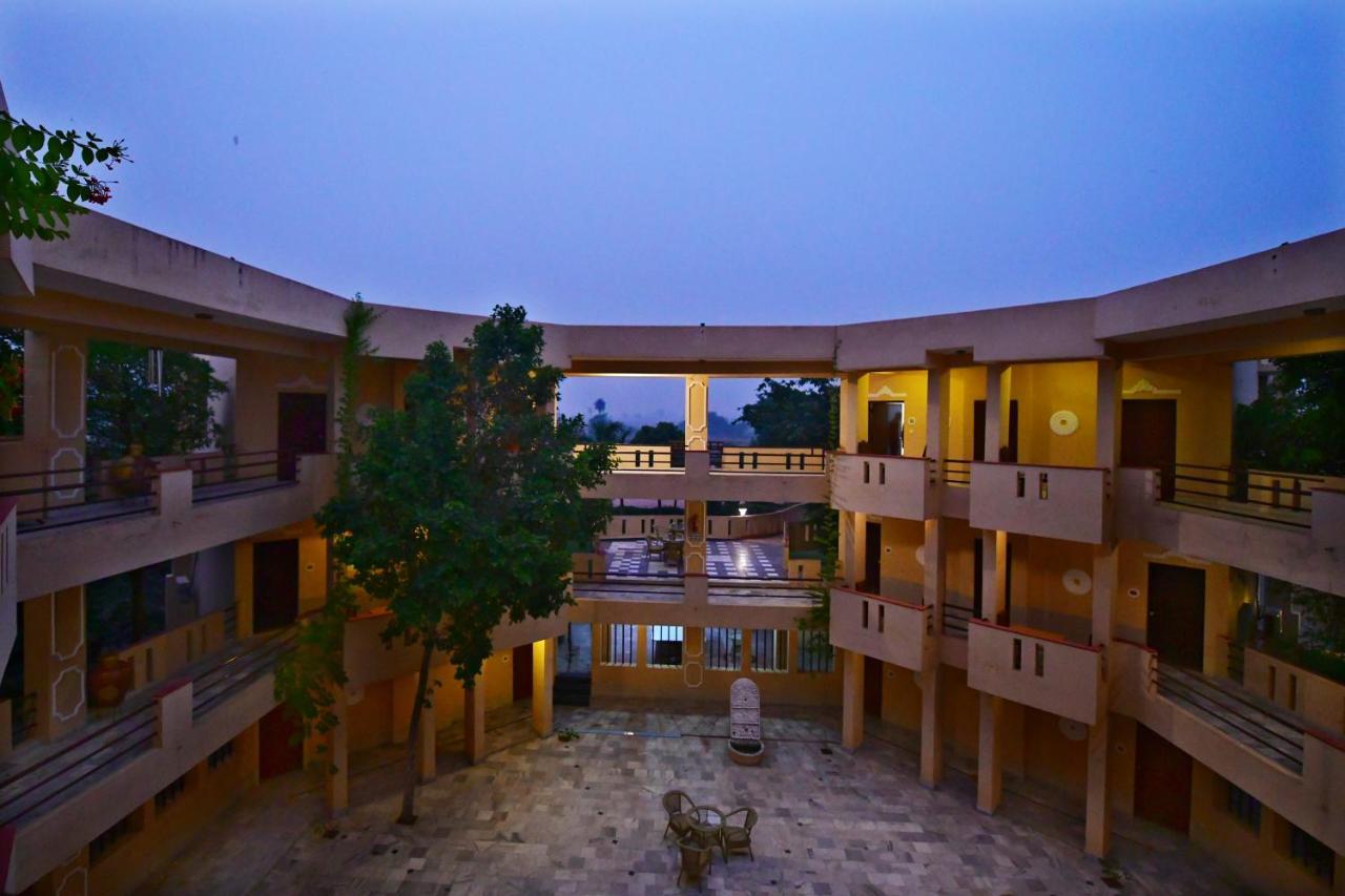 Pride Kadamb Kunj Resort Bharatpur Exterior foto
